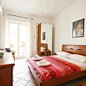 Scalini Di Trastevere ** Рим